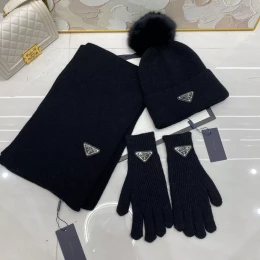 prada hat and echapres and glove set s_127aa33